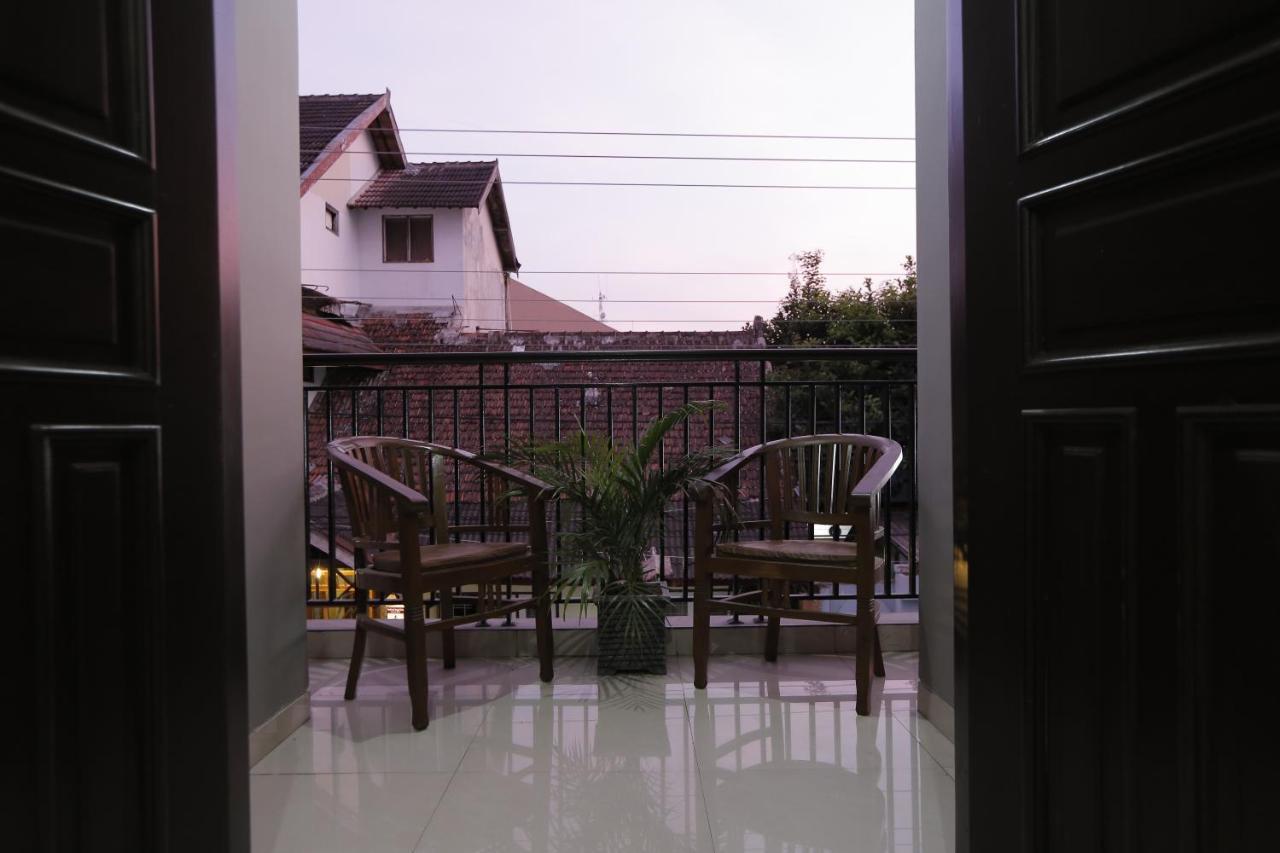Hotel Atalie Malioboro By Natt'S Hospitality Yogyakarta Ngoại thất bức ảnh