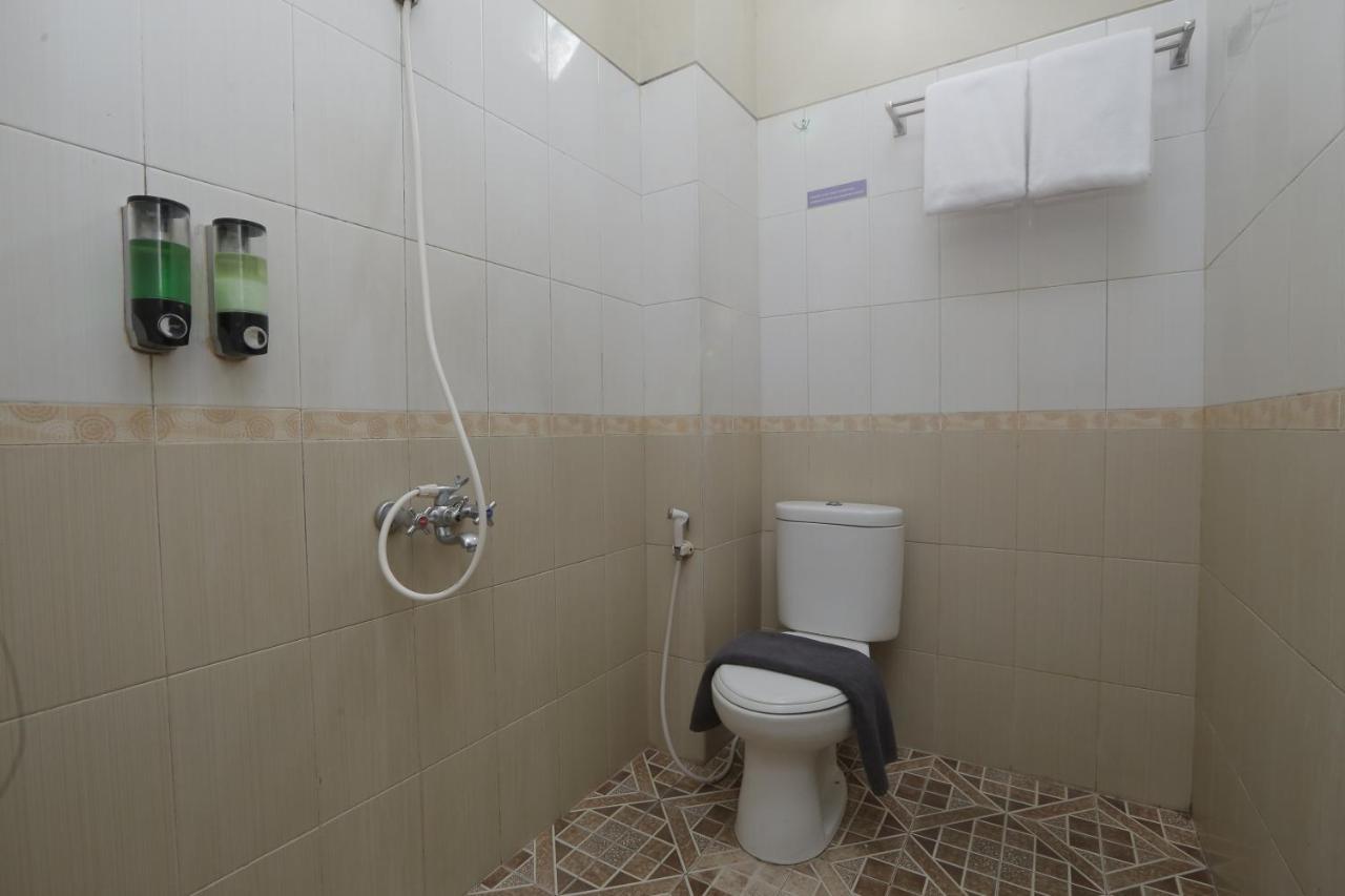 Hotel Atalie Malioboro By Natt'S Hospitality Yogyakarta Ngoại thất bức ảnh